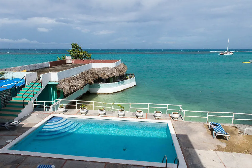 Ocean Rooms At Ocean Sands Ocho Ríos